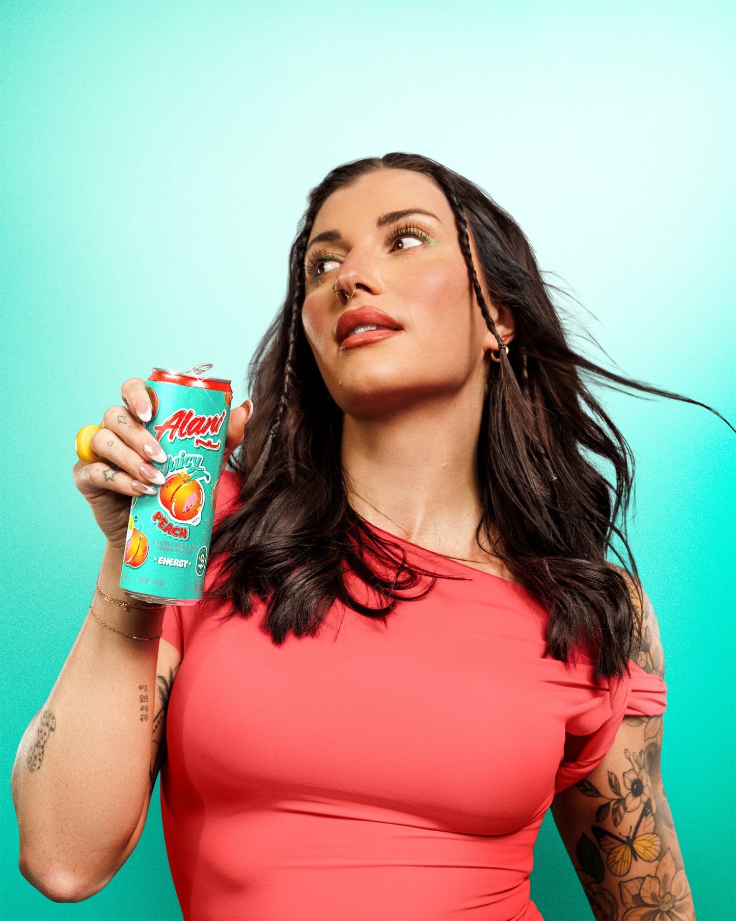 energy-drink-juicy-peach-d4 stretch_AN-Website-12oz-PDP-PCH-05-Lifestyle_v1.jpg