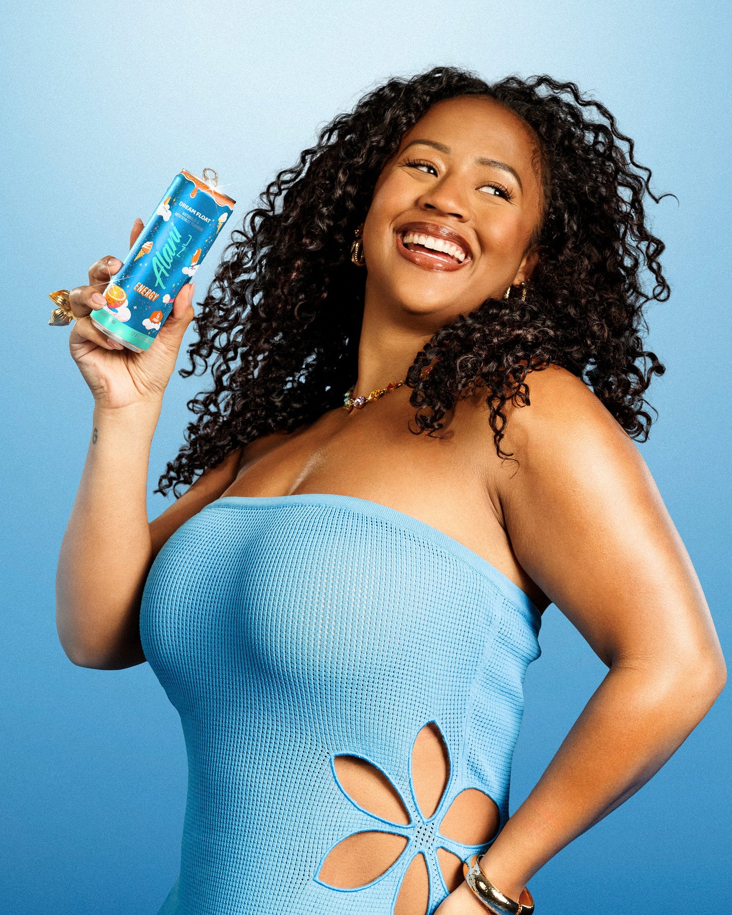 energy-drink-dream-float-z6 stretch_AN-Website-12oz-PDP-DRF-05-Lifestyle_v1.jpg
